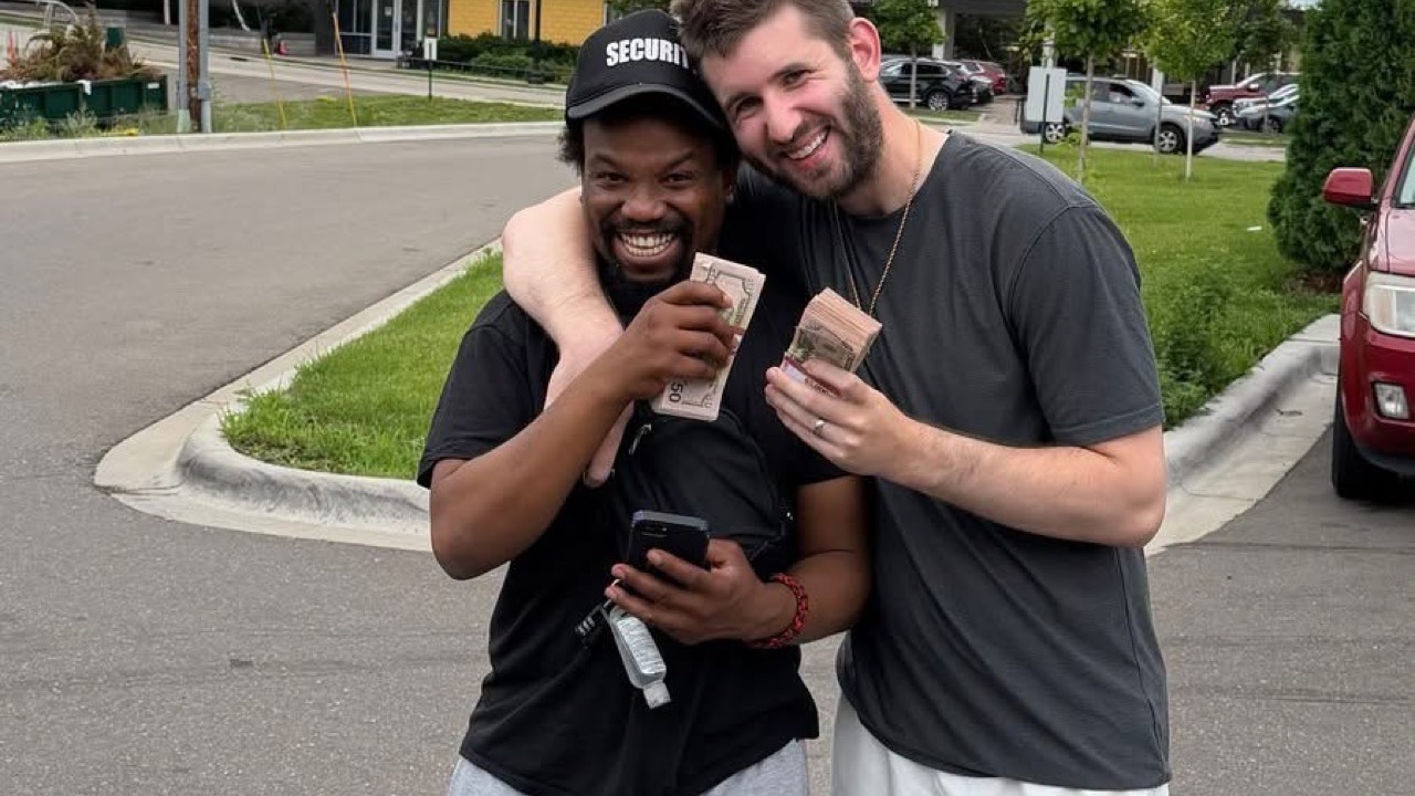 Lamondo Crowder receiving housing support from Josh Liljenquist
